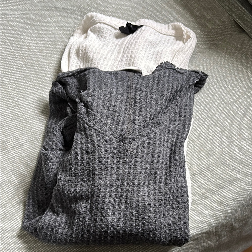 Cozy Gray and Cream V-Neck Sweaters with Textured Knit